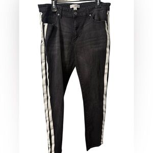 Fashion Nova Men's stretchy  Black Jeans with double white Stripes Size 38